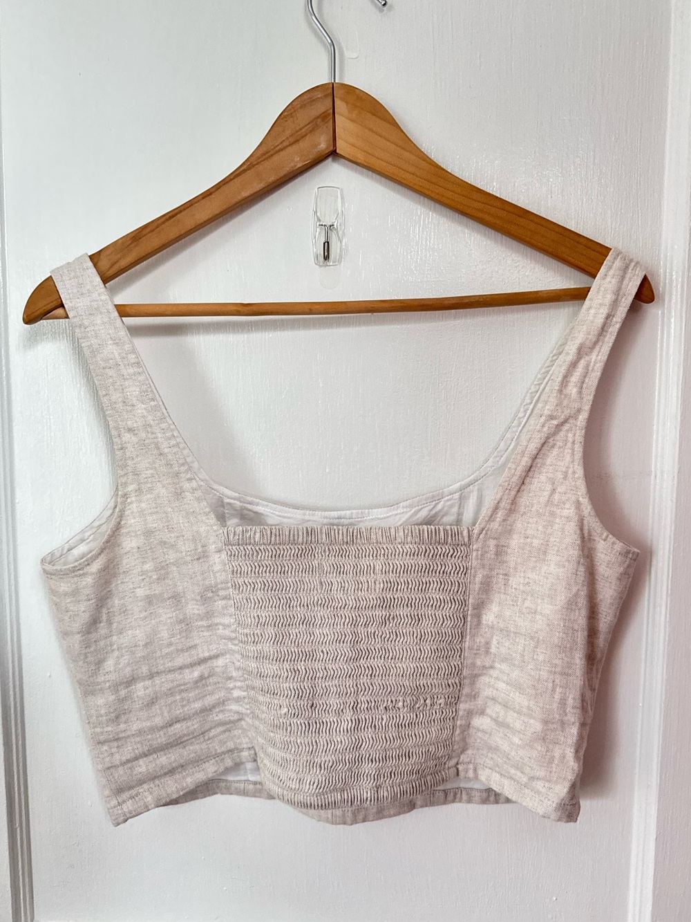 Banana Republic Cream Colored Linen Blend Fitted Crop Top - Picture 2 of 4